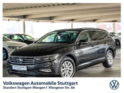 Grau Gebraucht 2023 VW Passat Business Kombi | 32.330 € (Guter Preis)
