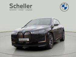 Grau Gebraucht 2022 BMW iX SUV | 44.900 € (Superpreis)