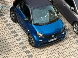 Blau Gebraucht 2016 Smart ForTwo Coupé Kleinwagen | 8.500 € (Etwas zu teuer)