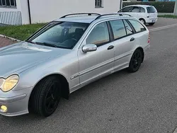 Grau Gebraucht 2004 Mercedes C220 Kombi | 2.290 € (Etwas zu teuer)