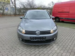 Grau Gebraucht 2011 VW Golf VI Team Kleinwagen | 4.999 € (Fairer Preis)