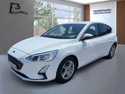 Weiß Gebraucht 2019 Ford Focus Cool & Connect Limousine | 11.990 € (Etwas zu teuer)