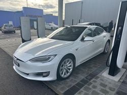Weiß Gebraucht 2016 Tesla Model S Kleinwagen | 21.900 € (Fairer Preis)