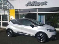 Perlmuttweiß/ schwarzmet. Gebraucht 2020 Renault Captur Collection SUV | 14.690 € (Fairer Preis)