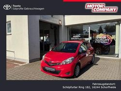 Vulcanorot Gebraucht 2014 Toyota Yaris Life Limousine | 9.950 € (Etwas zu teuer)