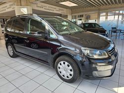 Schwarz Gebraucht 2011 VW Touran Trendline Van / Kleinbus | 4.490 € (Fairer Preis)