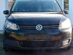 Schwarz Gebraucht 2011 VW Touran Van / Kleinbus | 5.500 € (Fairer Preis)
