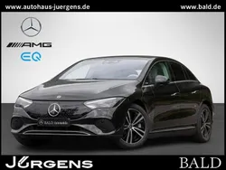 Obsidianschwarz metallic Gebraucht 2024 Mercedes EQE300 Electric Art Limousine | 46.880 € (Guter Preis)