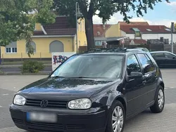 Schwarz Gebraucht 2000 VW Golf IV Limousine | 2.500 € (Guter Preis)