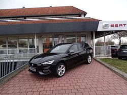 Midnight schwarz (metallic) Gebraucht 2024 Seat Leon FR Kombi | 36.340 € (Teuer)