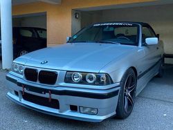 Silber Gebraucht 2000 BMW 328 Cabriolet Cabrio | 7.500 €