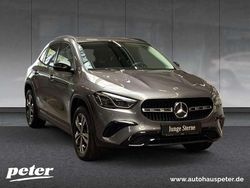 Grau Gebraucht 2024 Mercedes GLA200 Advanced Plus SUV | 42.810 € (Fairer Preis)