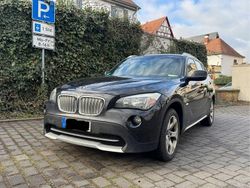 Schwarz Gebraucht 2011 BMW X1 SUV | 8.200 € (Fairer Preis)