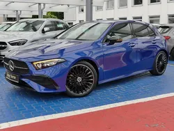 Metalliclack spektralblau Gebraucht 2024 Mercedes A200 AMG Limousine | 31.980 € (Fairer Preis)