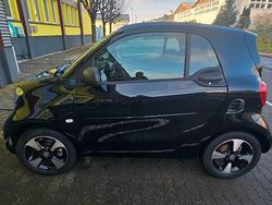 Schwarz Gebraucht 2021 Smart ForTwo Electric Drive Coupé | 11.500 € (Etwas zu teuer)
