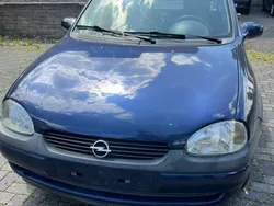 Blau Gebraucht 1999 Opel Corsa Edition Limousine | 1.790 € (Fairer Preis)