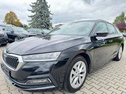 Schwarz Gebraucht 2020 Skoda Octavia First Edition Limousine | 11.990 € (Etwas zu teuer)