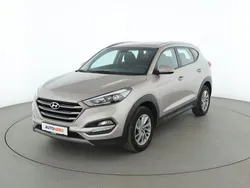Weiß Gebraucht 2017 Hyundai Tucson Trend SUV | 14.340 € (Guter Preis)