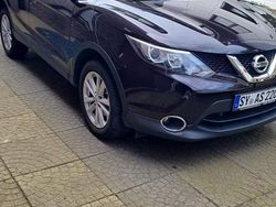 Andere farben Gebraucht 2015 Nissan Qashqai SUV | 8.950 €