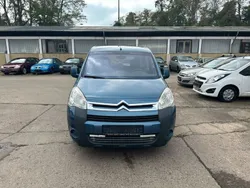 Blau Gebraucht 2010 Citroën Berlingo Van / Kleinbus | 5.000 € (Teuer)