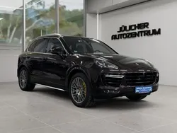 Braun Gebraucht 2015 Porsche Cayenne Turbo S SUV | 41.990 €