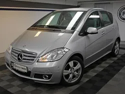 Silber Gebraucht 2011 Mercedes A200 Avantgarde Limousine | 9.999 € (Teuer)