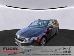 Schwarzmagic perleffekt Gebraucht 2019 Skoda Octavia Premium Edition Kombi | 16.995 € (Fairer Preis)