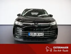 Schwarz Gebraucht 2025 VW Tiguan Pro SUV | 52.900 € (Guter Preis)