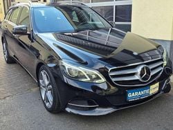 Obsidianschwarz Gebraucht 2013 Mercedes E300 Kombi | 17.999 € (Teuer)