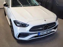 Weiß Gebraucht 2022 Mercedes C180 AMG Limousine | 35.200 € (Fairer Preis)