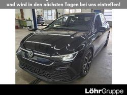Deep black perleffekt Gebraucht 2023 VW Golf VIII Style Limousine | 31.450 € (Etwas zu teuer)