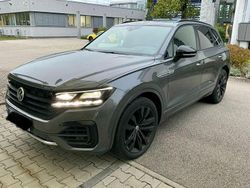 Schwarz Gebraucht 2020 VW Touareg R-line SUV | 39.999 € (Guter Preis)
