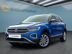 Blau Gebraucht 2023 VW T-Roc SUV | 23.599 € (Fairer Preis)