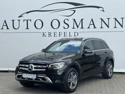 Ung. schwarz unilack Gebraucht 2022 Mercedes GLC300e SUV | 33.930 € (Guter Preis)