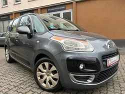 Grau Gebraucht 2010 Citroën C3 Picasso Tendance Van / Kleinbus | 3.390 € (Fairer Preis)