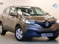 Braun Gebraucht 2017 Renault Kadjar Life SUV | 9.999 € (Fairer Preis)