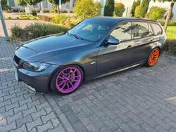 Grau Gebraucht 2006 BMW 330 Performance Kombi | 19.990 €