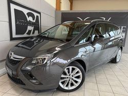 Grau Gebraucht 2016 Opel Zafira Business Innovation Van / Kleinbus | 13.999 € (Fairer Preis)