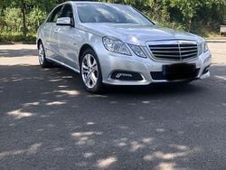 Silber Gebraucht 2011 Mercedes E200 Avantgarde Limousine | 6.000 € (Superpreis)