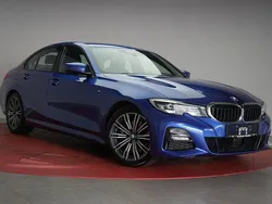 Blau Gebraucht 2020 BMW 330 M Sport Limousine | 31.990 € (Fairer Preis)