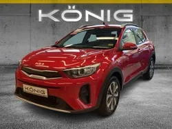 Rot Gebraucht 2024 Kia Stonic Vision SUV | 19.290 € (Fairer Preis)