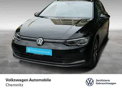 Grenadillschwarz metallic Gebraucht 2024 VW Golf VIII Move Kombi | 24.490 € (Guter Preis)