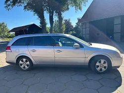 Grau Gebraucht 2004 Opel Vectra Limousine | 1.400 € (Superpreis)