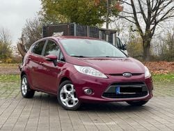 Rot Gebraucht 2009 Ford Fiesta Titanium Limousine | 3.800 € (Fairer Preis)