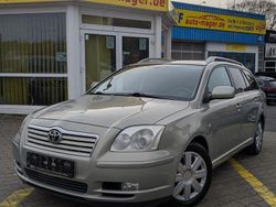 Gold Gebraucht 2005 Toyota Avensis Kombi | 1.850 € (Fairer Preis)