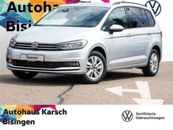 Silber Gebraucht 2024 VW Touran Comfortline Van / Kleinbus | 39.945 € (Teuer)