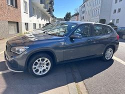 Grau Gebraucht 2014 BMW X1 SUV | 8.500 € (Fairer Preis)