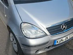 Grau Gebraucht 2001 Mercedes A160 Classic Van / Kleinbus | 999 € (Guter Preis)