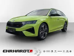 Grün Neu 2025 Skoda Octavia RS Kombi | 48.490 € (Teuer)