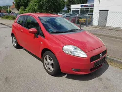 Rot Gebraucht 2009 Fiat Grande Punto Kleinwagen | 699 € (Superpreis)